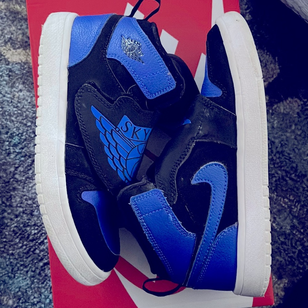 Boys Nike sky Jordan’s